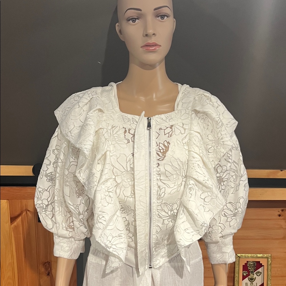 Gracia White Floral Lace Jacket